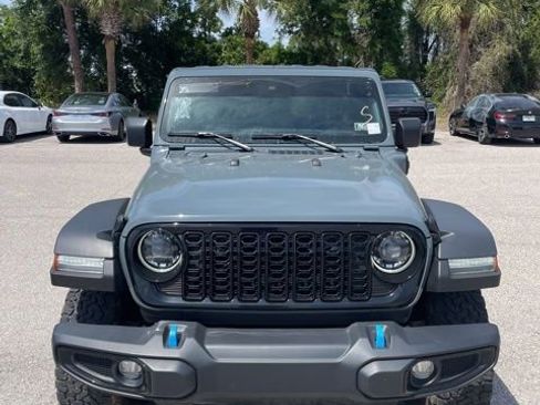 Used 2024 Jeep Wrangler Willys image 6