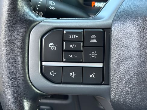 Used 2024 Ford F150 Lariat AWD/4WD image 22
