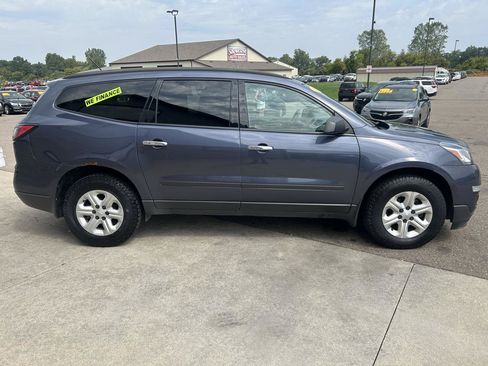 Used 2013 Chevrolet Traverse LS FWD image 4