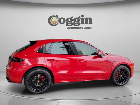 Used 2017 Porsche Macan GTS image 4