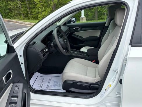 Used 2023 Honda Civic LX image 14