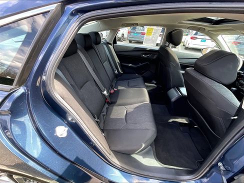 Used 2023 Honda Accord EX image 16