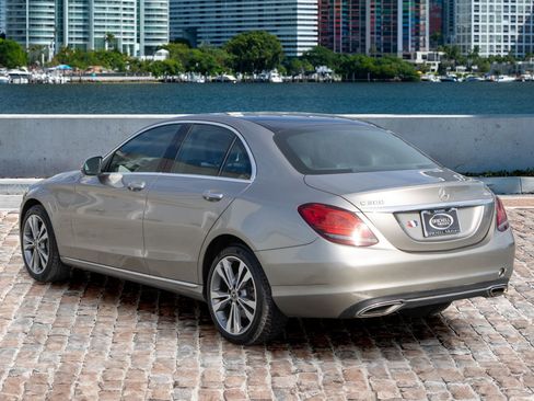 Used 2019 Mercedes-Benz C 300 4MATIC Sedan w/ Premium Package image 7