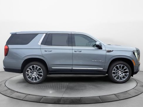 Used 2026 GMC Yukon Denali w/ Denali Reserve Package AWD/4WD image 7