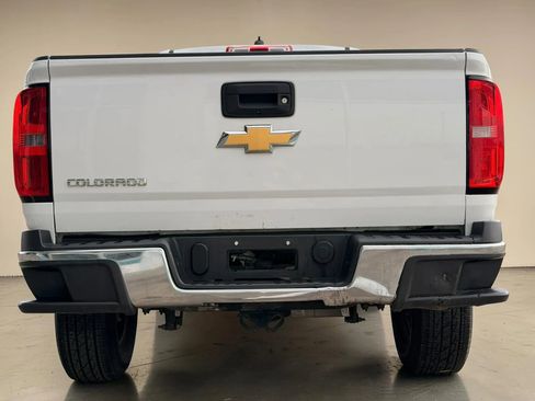 Used 2017 Chevrolet Colorado W/T w/ WT Convenience Package RWD image 4