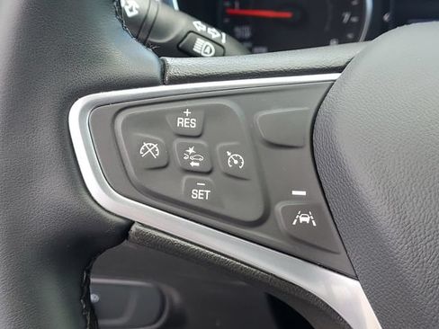 Used 2023 Chevrolet Equinox LT AWD/4WD image 18