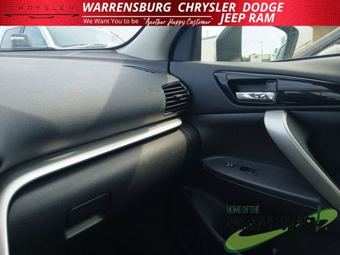 Used 2024 Mitsubishi Eclipse Cross SE AWD/4WD image 28