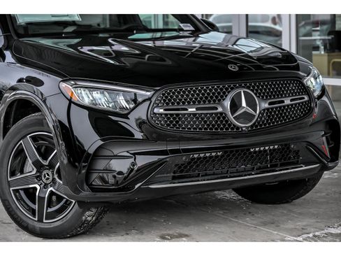 New 2026 Mercedes-Benz GLC 300 GLC 300 4MATIC image 2