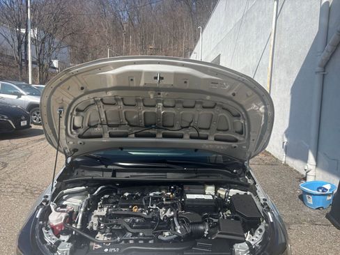 Used 2025 Toyota Corolla LE image 31