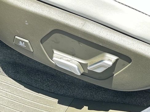 New 2025 Hyundai Santa Fe Calligraphy FWD image 22