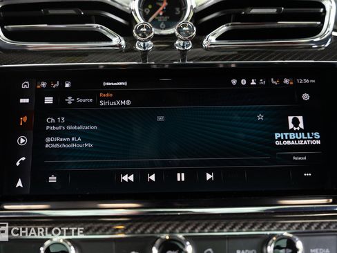 Used 2023 Bentley Bentayga Extended Wheelbase image 28