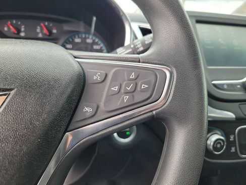 Used 2018 Chevrolet Equinox LT FWD image 22