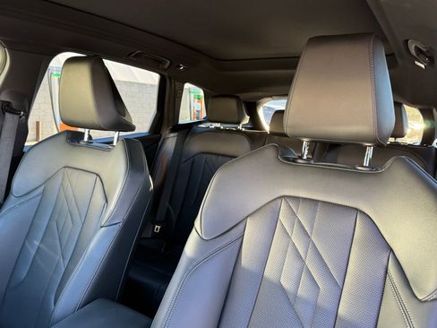 Used 2025 BMW X3 xDrive30i w/ Convenience Package image 24