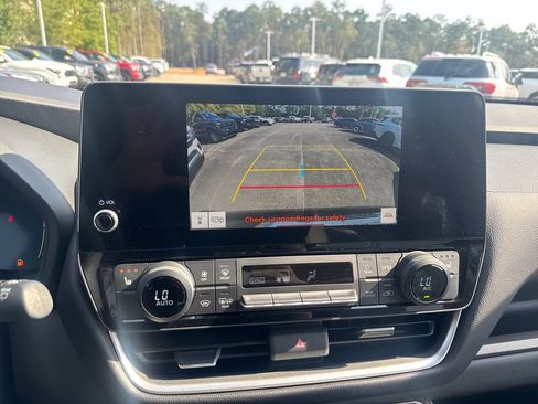 Used 2024 Toyota Grand Highlander FWD image 24