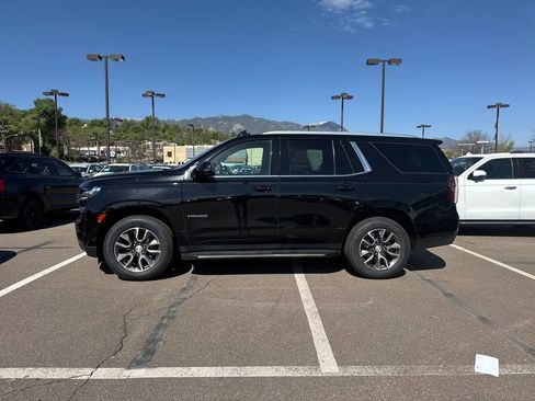Used 2023 Chevrolet Tahoe LT w/ Luxury Package AWD/4WD image 16