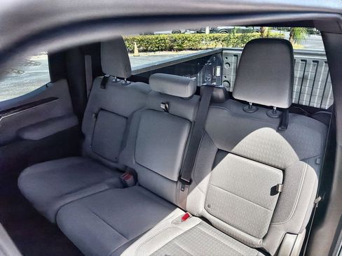 Used 2023 Chevrolet Silverado 1500 LT image 25