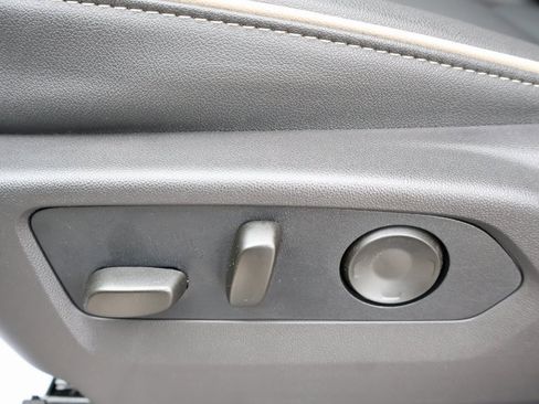 New 2026 GMC Yukon XL Elevation w/ Elevation Premium Package image 15