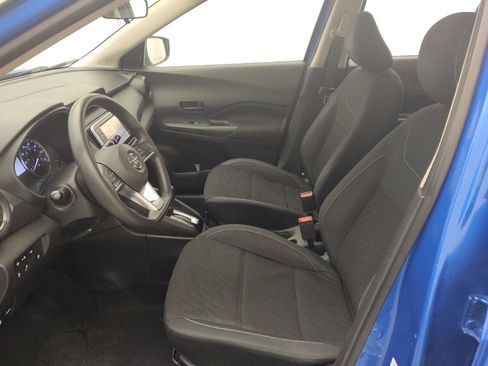 Used 2021 Nissan Kicks S image 17