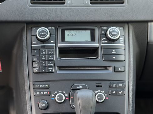 Used 2013 Volvo XC90 3.2 image 25