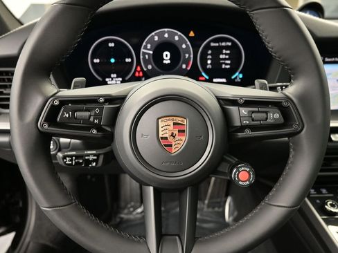 Certified 2025 Porsche 911 Carrera w/ Premium Package image 28