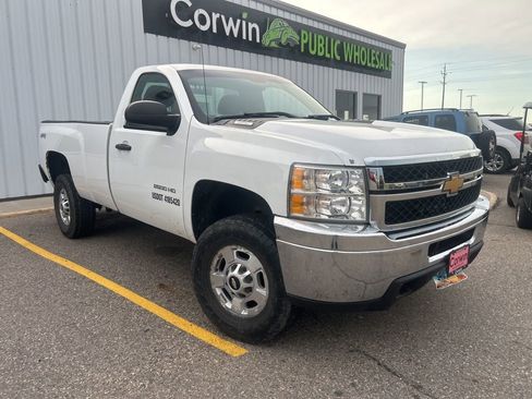 Used 2013 Chevrolet Silverado 2500 W/T w/ Snow Plow Prep Package image 9