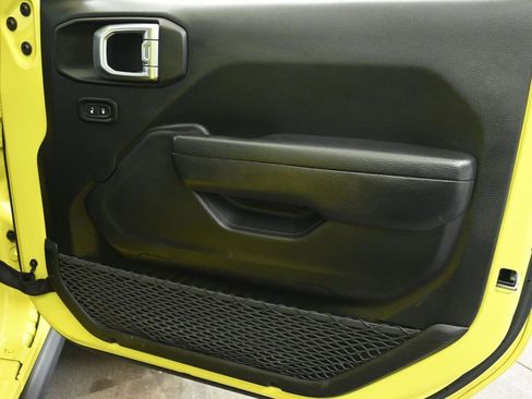 Used 2022 Jeep Wrangler Unlimited Sport image 20