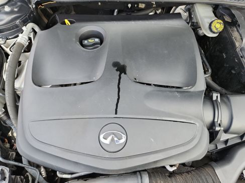 Used 2018 INFINITI QX30 Premium w/ Navigation Package AWD/4WD image 21