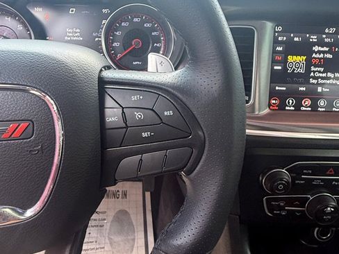 Used 2019 Dodge Charger R/T image 17