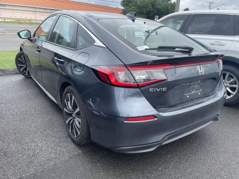 Used 2023 Honda Civic EX-L image 4