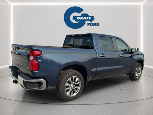 Used 2022 Chevrolet Silverado 1500 LT w/ Z71 Off-Road Package AWD/4WD image 7