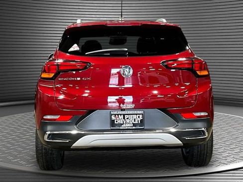 Used 2020 Buick Encore GX Essence w/ Experience Buick Package FWD image 5