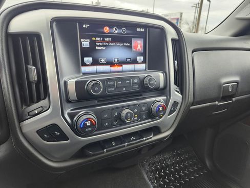 Used 2016 GMC Sierra 1500 SLE image 17