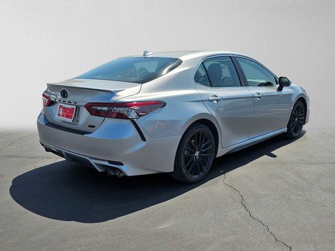 Used 2022 Toyota Camry XSE w/ Carpet Mat Package (TMS) FWD image 3