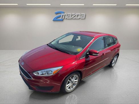 Used 2014 Ford Focus SE w/ SE Sport Package image 1