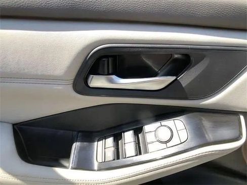 New 2026 Nissan Rogue SV w/ SV Premium Package image 16