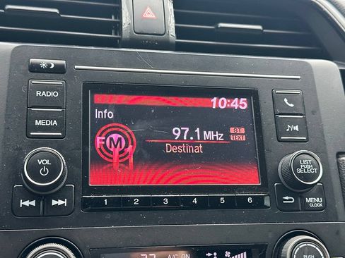 Used 2018 Honda Civic Sport image 22
