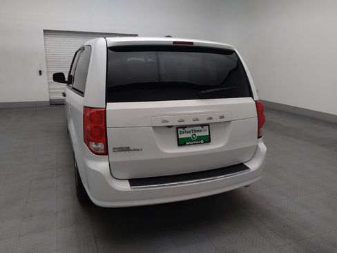 Used 2019 Dodge Grand Caravan SE w/ UConnect Hands-Free Group FWD image 6