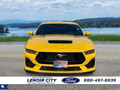 Used 2024 Ford Mustang GT Premium image 2
