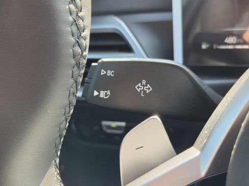 New 2026 BMW 330i Sedan w/ M Sport Package image 30