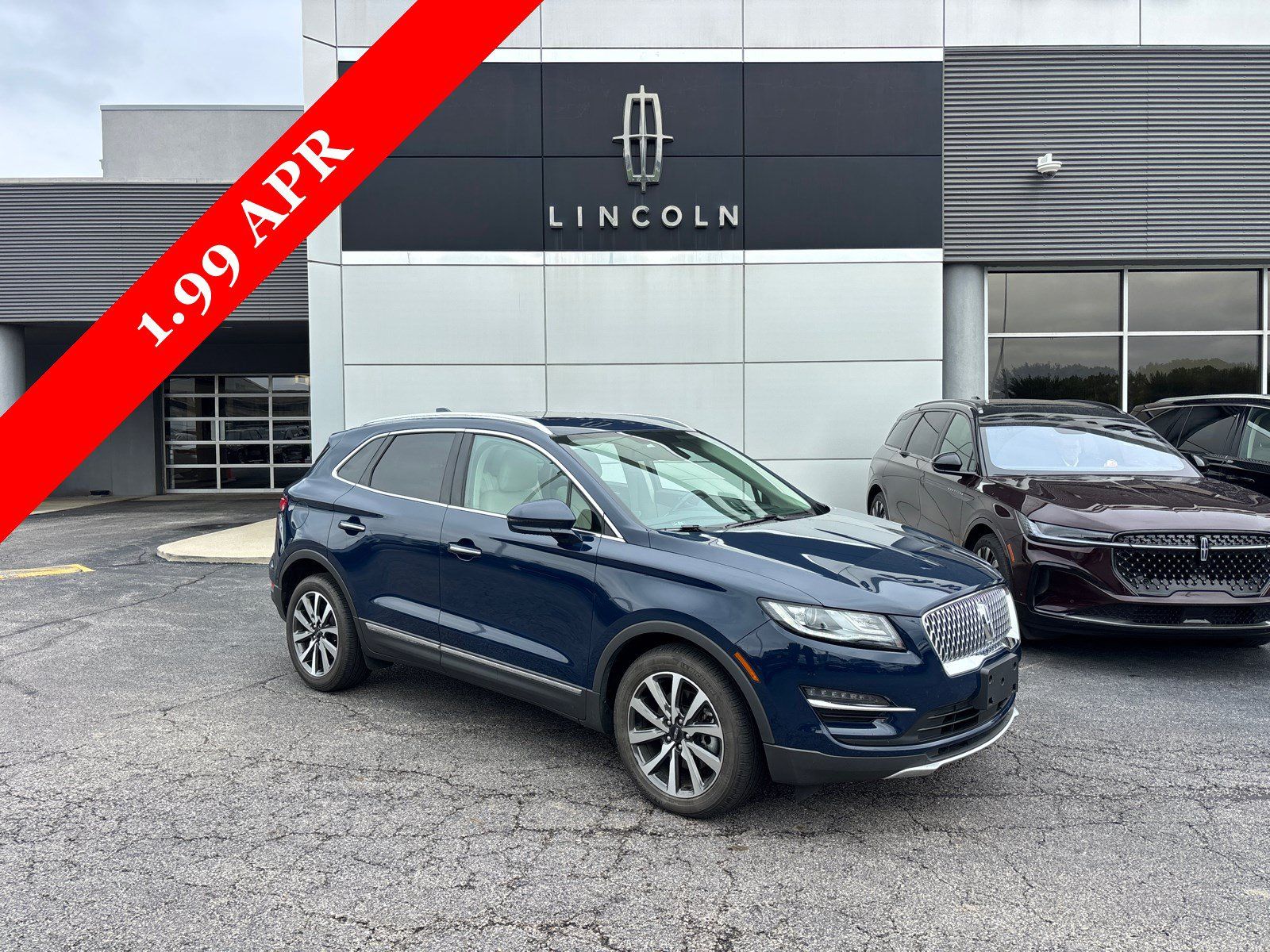 Used 2019 Lincoln MKC Reserve w/ MKC Climate Package FWD image 1