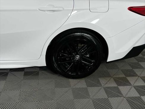 Certified 2025 Toyota Camry SE image 30