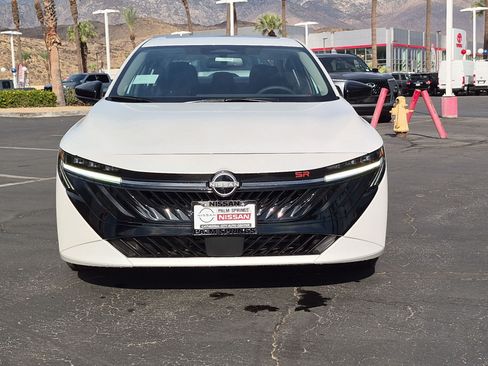 New 2027 Nissan Sentra SR w/ SR Premium Package FWD image 7