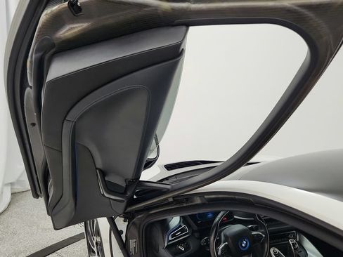 Used 2016 BMW i8 AWD/4WD image 11
