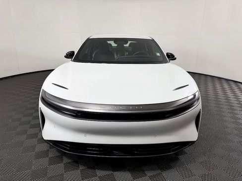 Used 2024 Lucid Air Touring image 4
