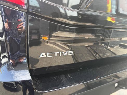 Used 2025 Ford Expedition Max Active image 8