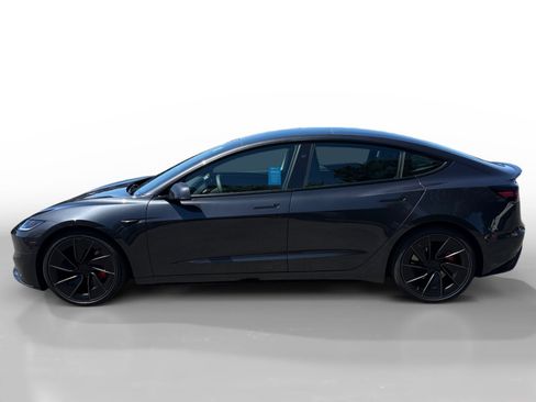 Used 2025 Tesla Model 3 Performance AWD/4WD image 2