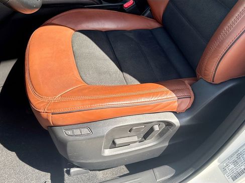 Used 2024 MAZDA CX-5 Carbon Edition image 25