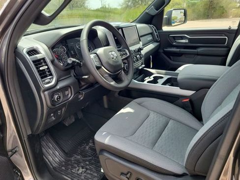 New 2026 RAM 1500 4x4 Crew Cab image 13