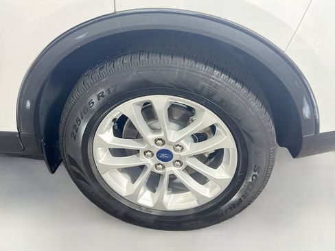 Used 2021 Ford Escape SE FWD image 30