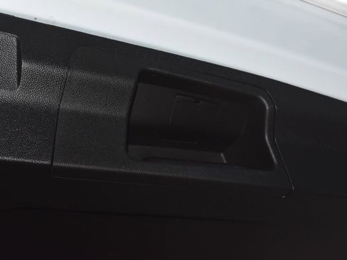 Used 2023 GMC Acadia SLE FWD image 37